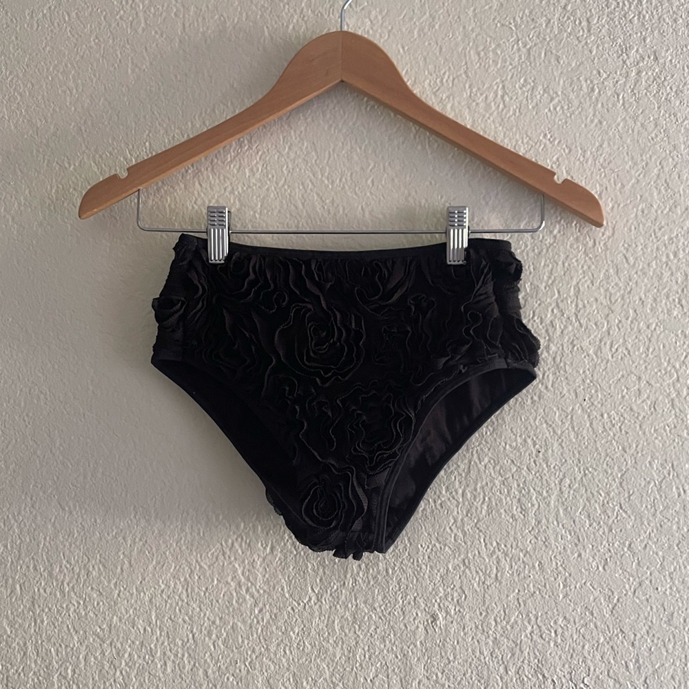 American Apparel 3D Flower Mesh Panties